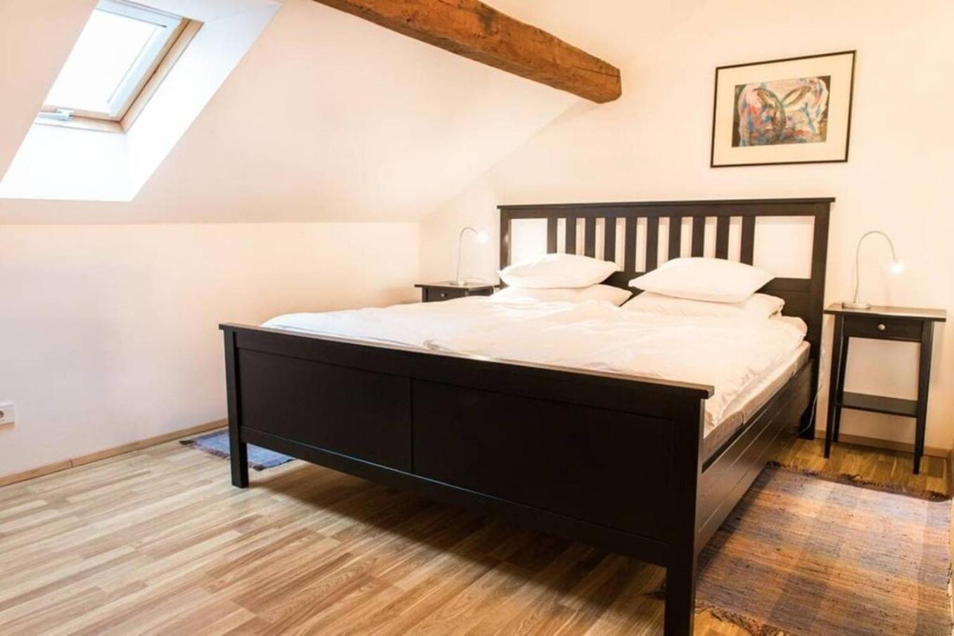 House Maharac With 3 Apartments Till 18 Persons Kamno Eksteriør billede