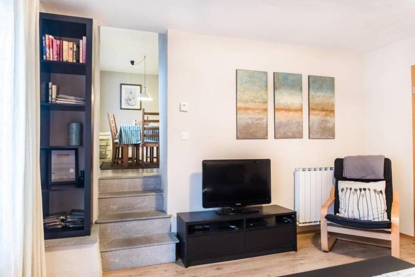 House Maharac With 3 Apartments Till 18 Persons Kamno Eksteriør billede